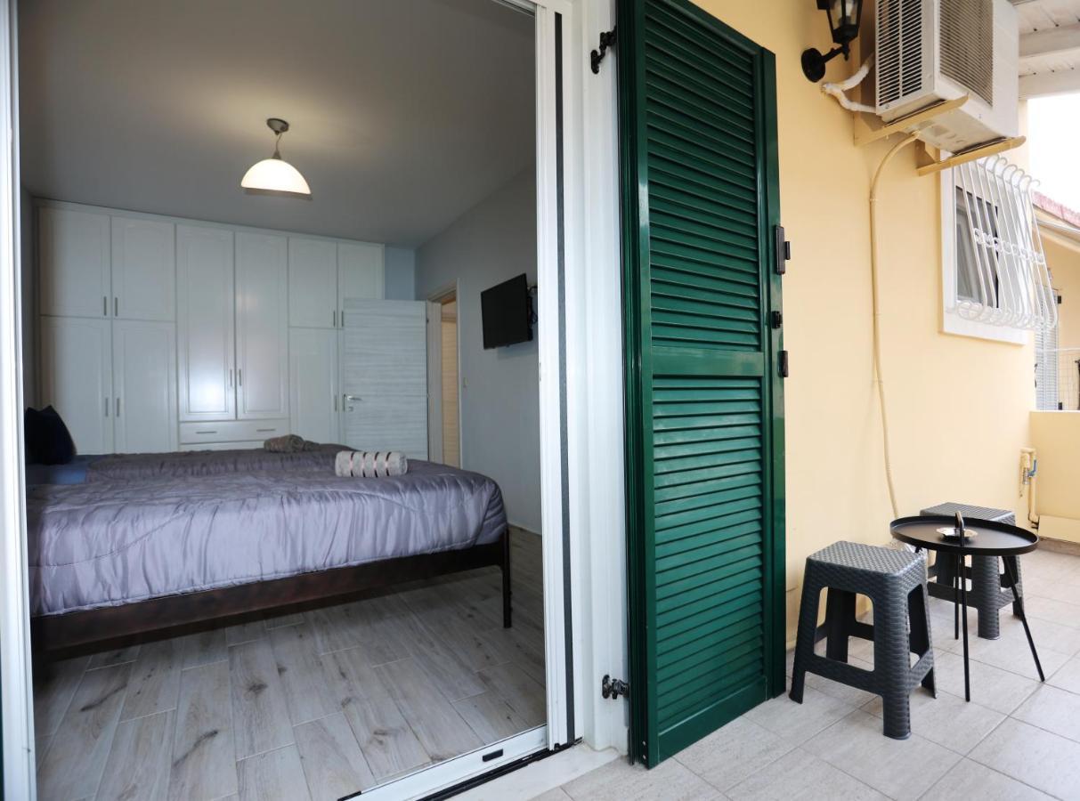 Yiasemi Maison *