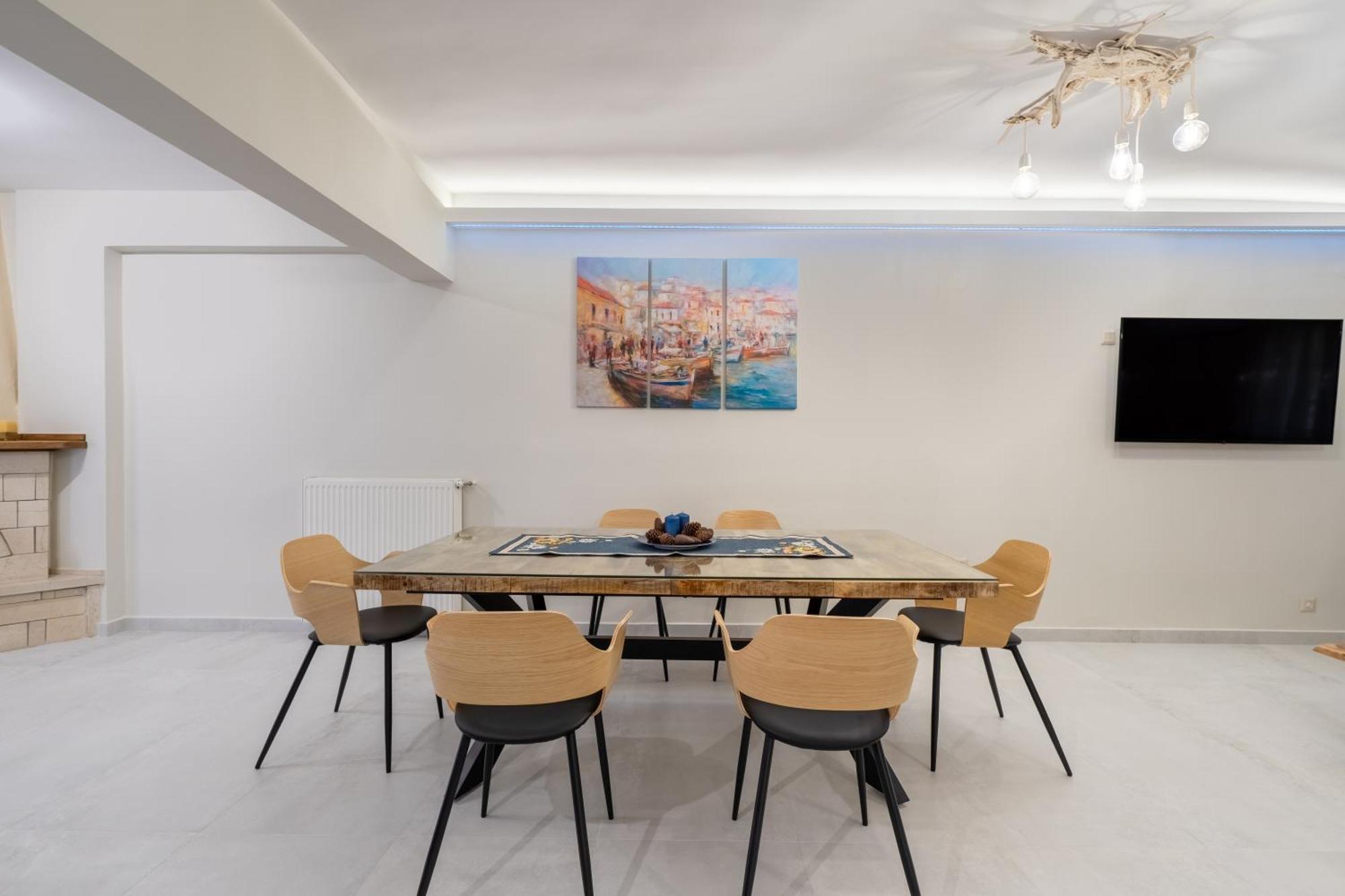 Yiasemi Maison *